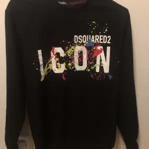 D2 sweatshirt som är väldigt sällsynt inga hål eller sliten någon stans L men har krymt lite så passar medium bäst