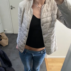 Dunjacka - Så snygg dunjacka i strl S🥰