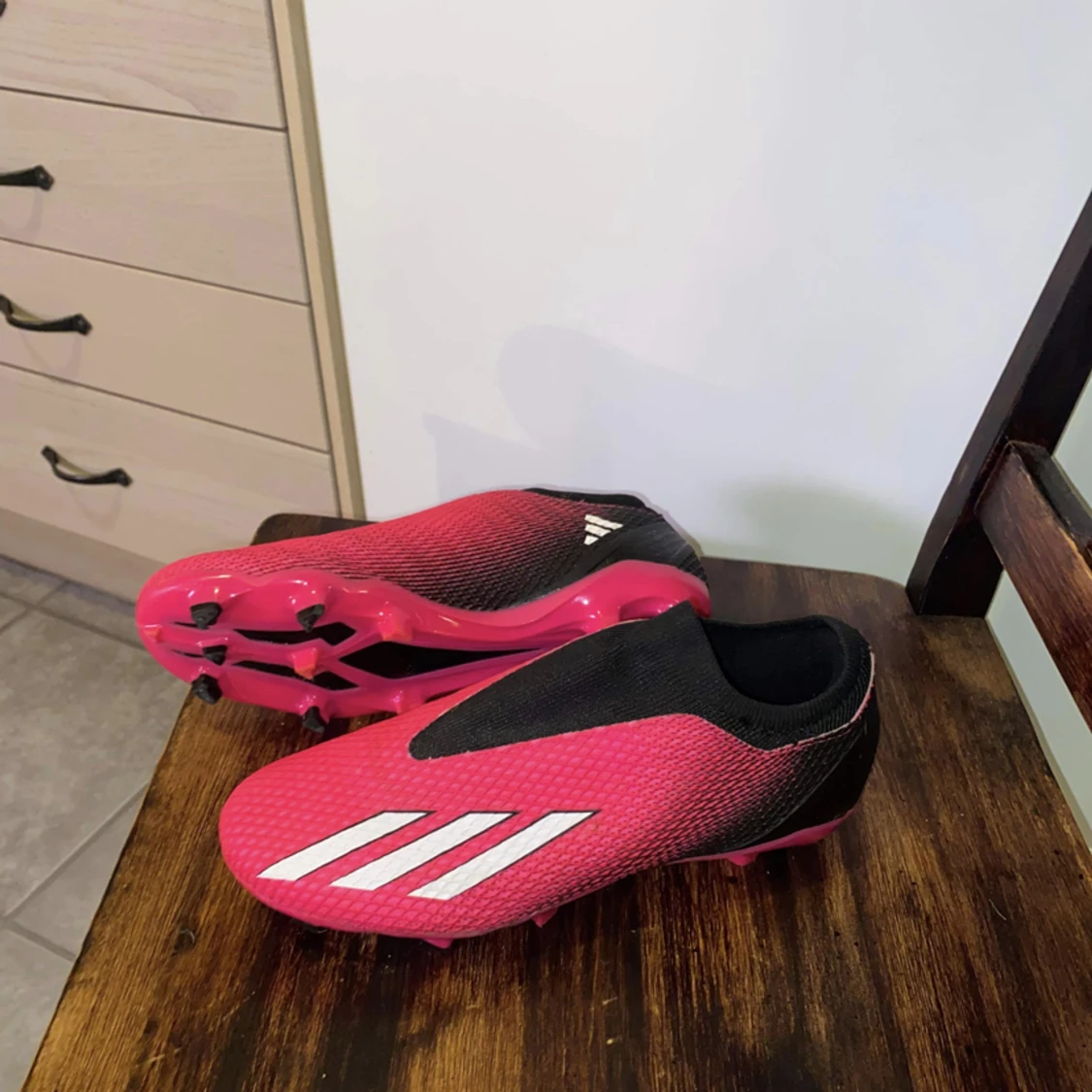 Fotbollsskor Adidas - 90