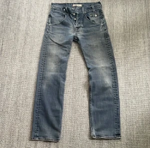 Levis 533 storlek 31/34  - Levis 533 jeans storlek 31/34 