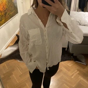 Skjorta - Linne skjorta från zara🤍