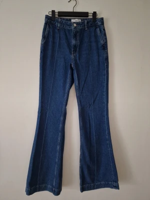 Flarw Mango Jeans - Ny utan prisslapp. Jätte snygga