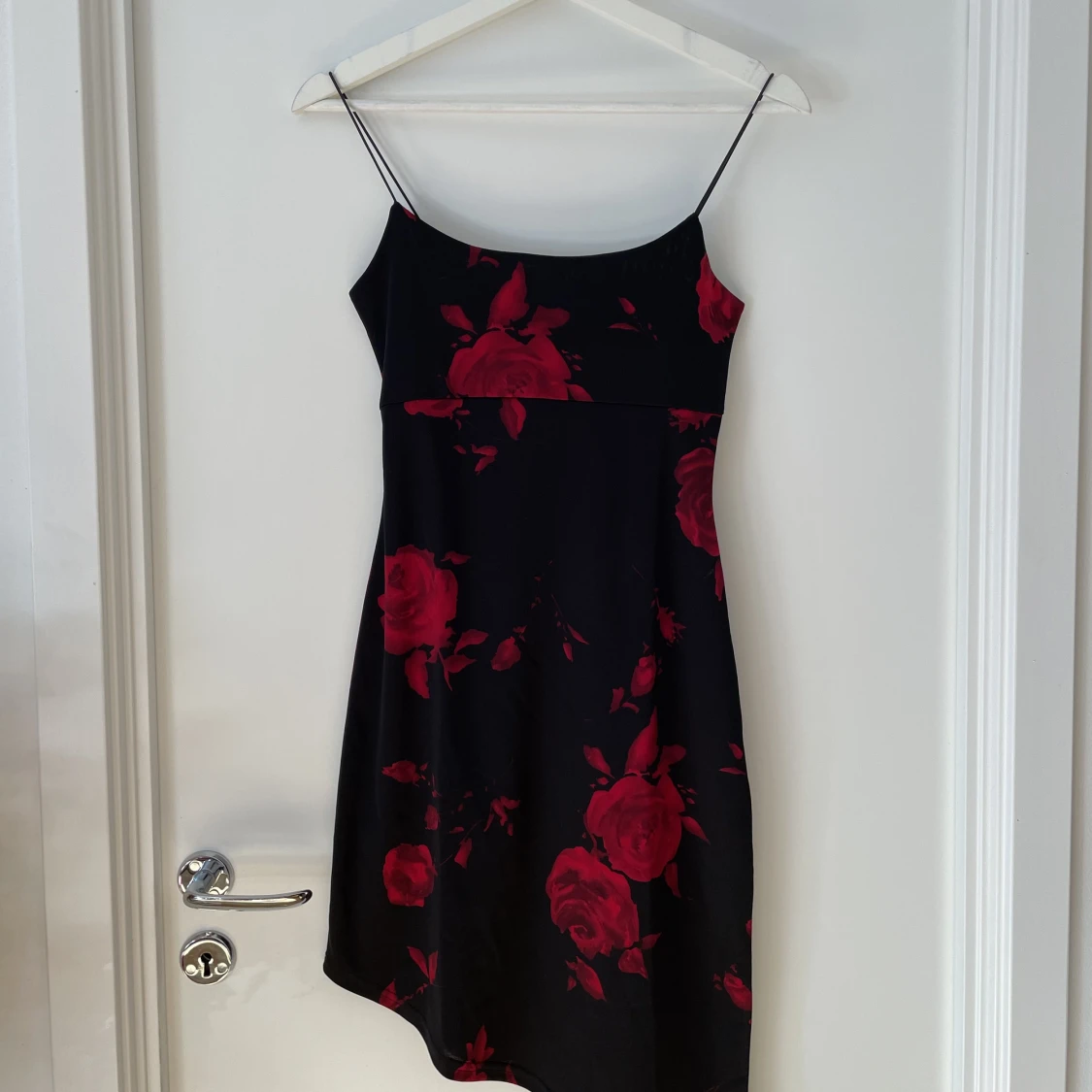 Gotisk klänning med rosor