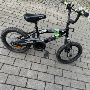 Det är en barn cykel, sist använd för ett år sedan  (Pris kan diskuteras)