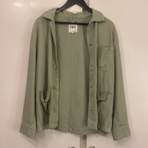 Jacka - Grön jacka från zara