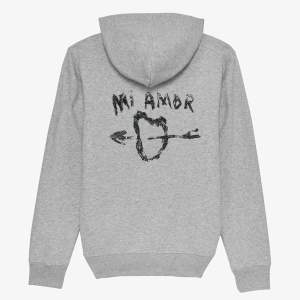 Säljer min mi Amor hoodie i S, köptes i vintras men sparsamt använd. Priset ej hugget i sten. 