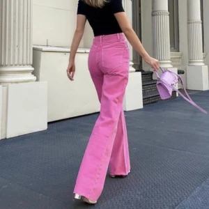 Zara jeans rosa - Sjukt snygga jeans från Zara💓