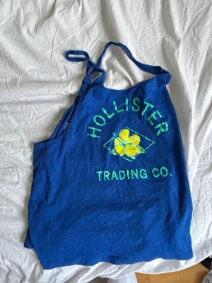 Sommar topp - Sommartopp som inte kommer till andvändning från holister 💋