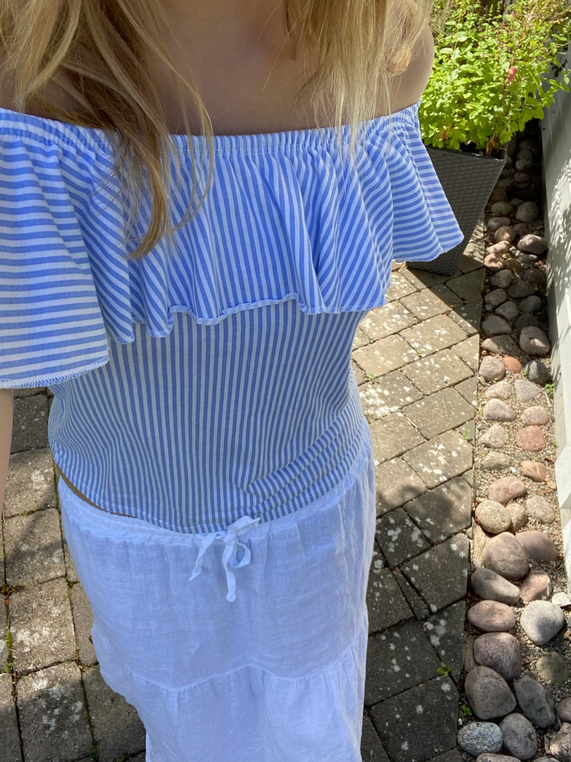 somrig ljusblå volangtopp - 90