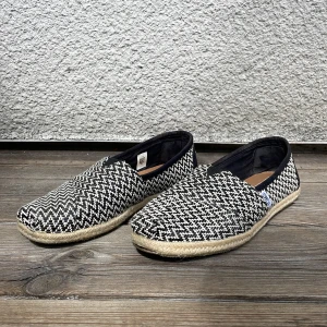 Toms skor - Fina Toms, endast använda ett fåtal gånger. 