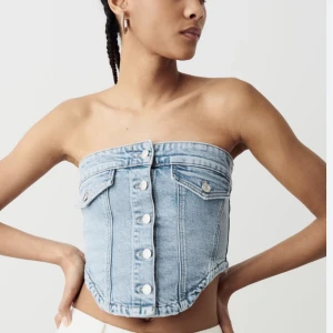 Jeans Corset - Säljer min jeans corset då den ej kommer till användning💖