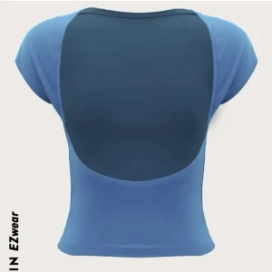 Topp  - Använd 1 gång, skönt material 