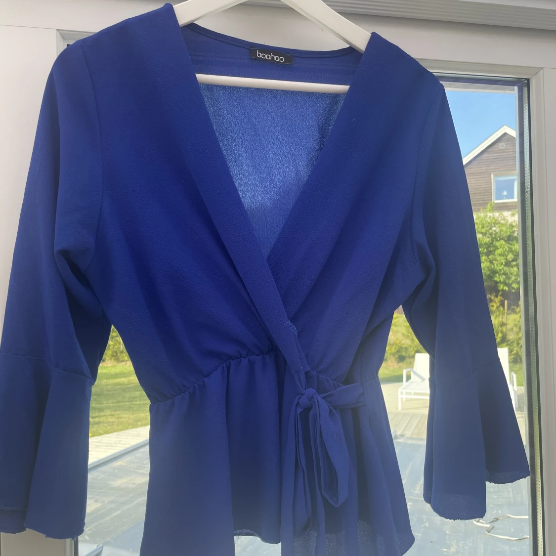 Kungsblå blus  - 90