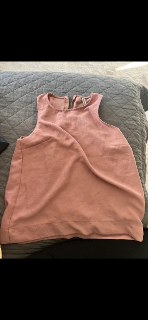 Topp från Stradvarius  - Gammelrosa topp från Stradvarius, aldrig använd 🩷