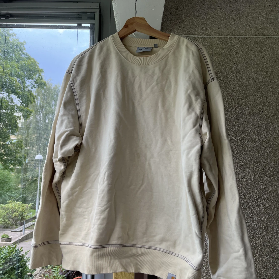 Carhartt sweatshirt medium