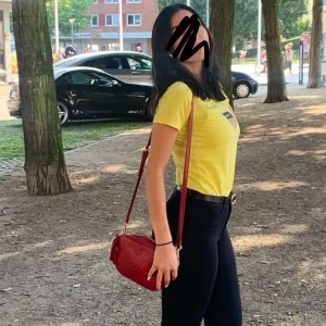 Gant t-shirt - Jag har köpt t-shirt för 349 kr nu säljer jag den för 200kr . Jag har köpt den från barn avdelning men den passar mig och är xs i storlek (priset kan diskuteras)