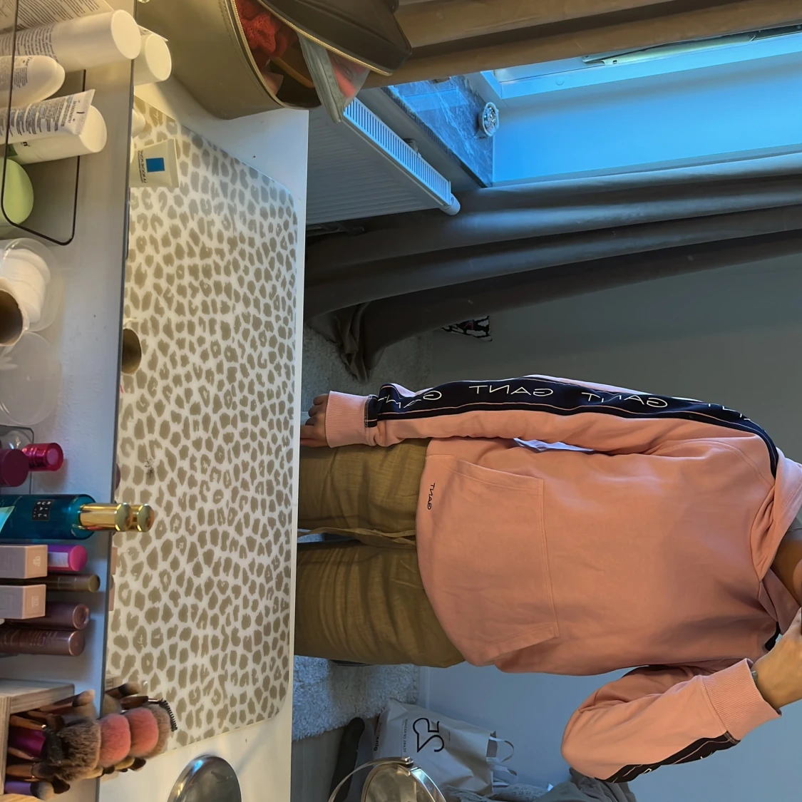 Rosa gant hoodie  - 90