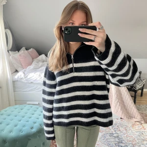 & other stories tröja - Supermysig tröja från other stories💓