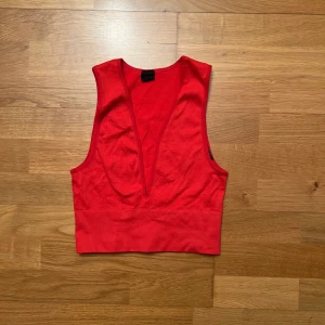 bralette från urban outfitters - bralette från urban outfitters, knappt använd 