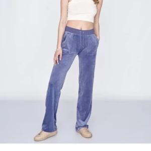 Jucy i nyskick! - Säljer mina älskade jucybyxor eftersom de inte används, använda runt 10 gg. Så sköna och har inga defekter💗💗