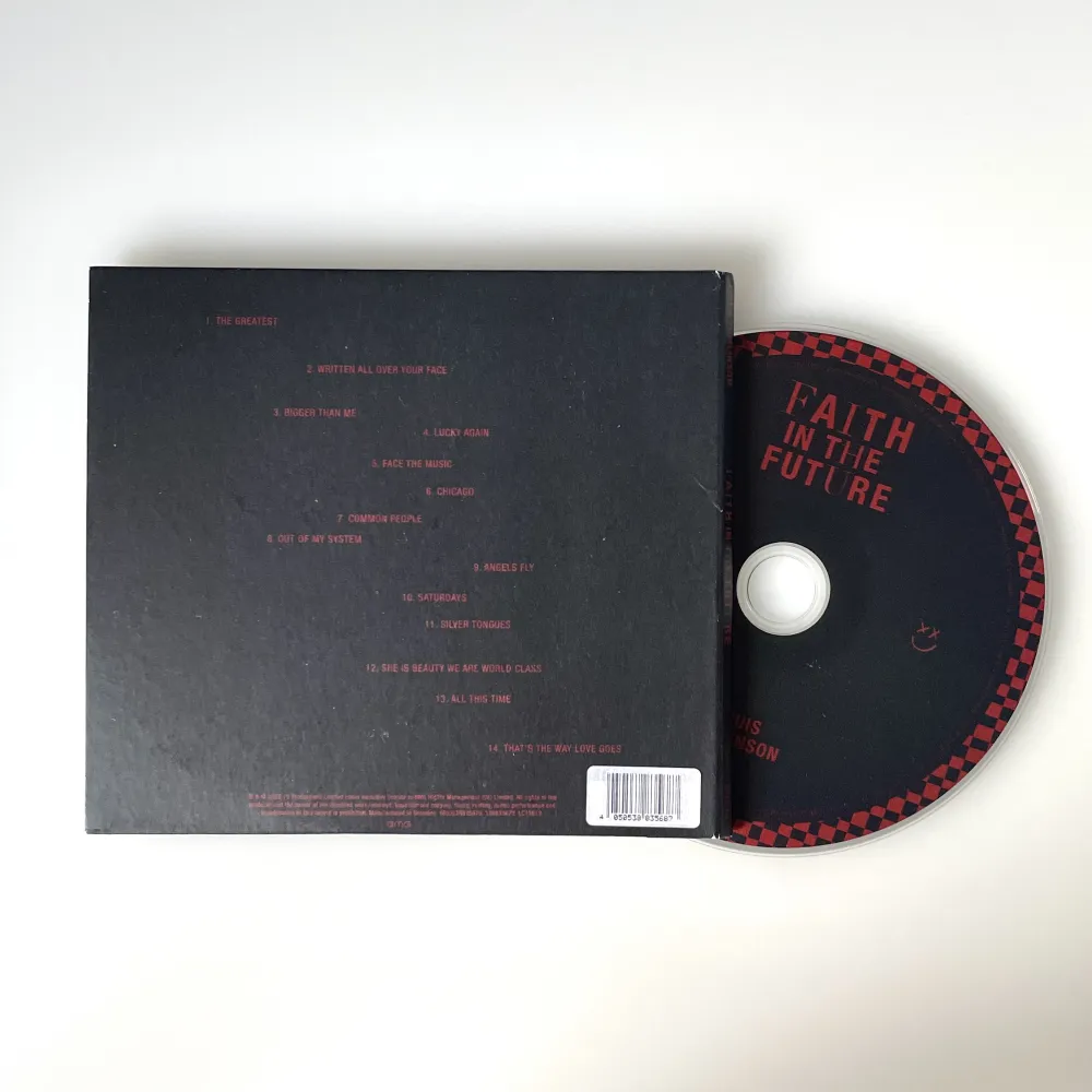 Tryck på köp nu!! Louis Tomlinson Faith In The Future CD. Köpt från Bengans, nypris 179kr. Skivan är spelad fåtal gånger och är i nyskick.   Säljer då jag har flera stycken. . Övrigt.