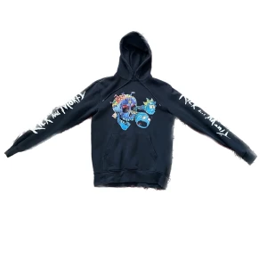Rick and Morty hoodie  - Nästan aldrig använd Rick and Morty hoodie i storlek S. Texten på armarna lyser i mörkret!!⚡️