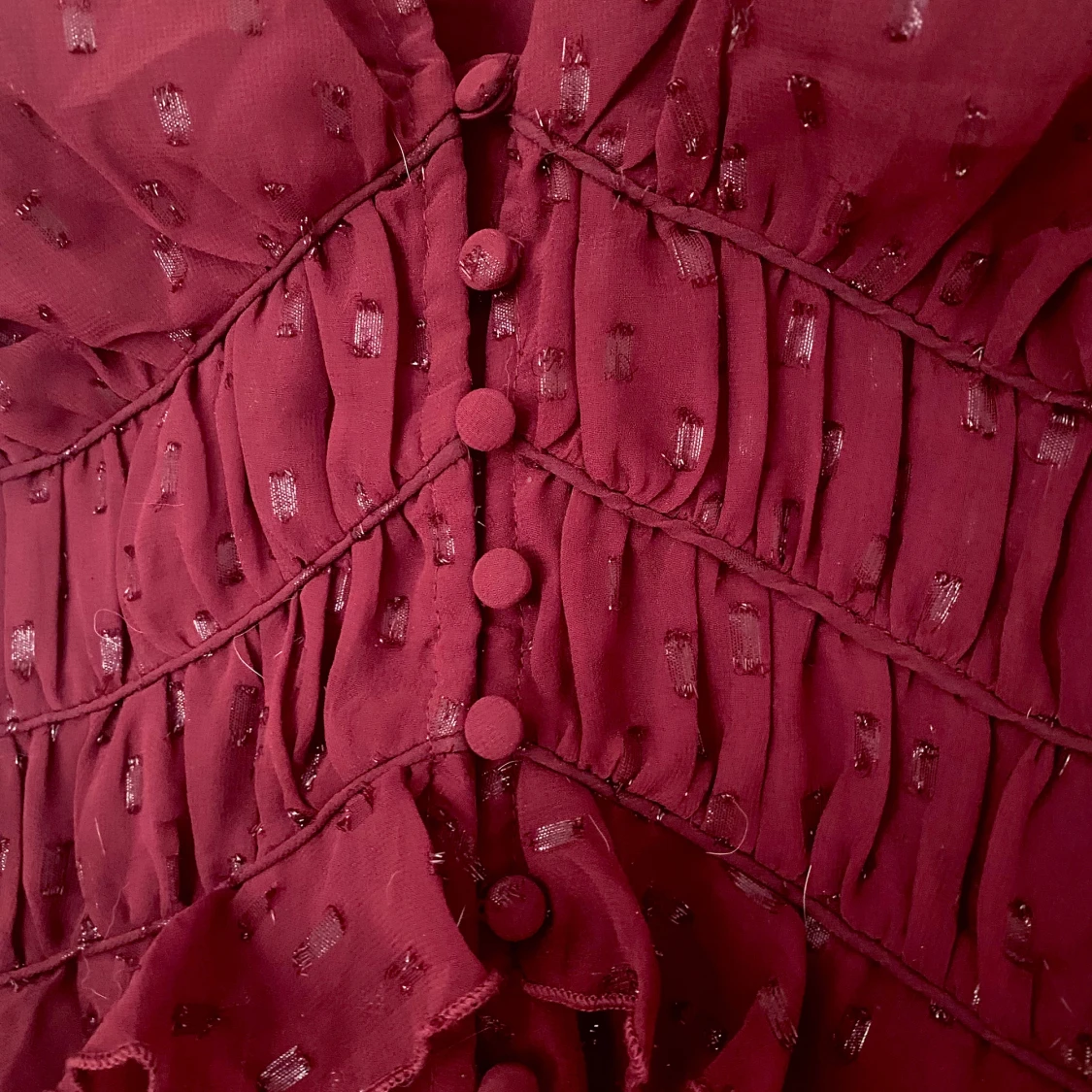 Vinröd klänning - 91