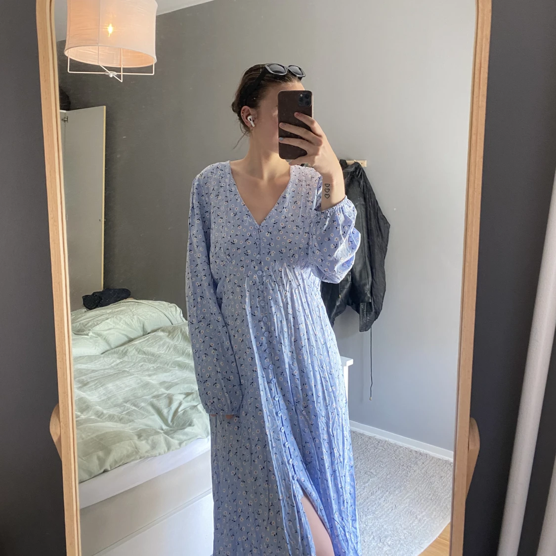 Blommig sommarklänning  - 90