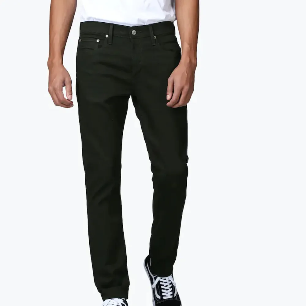 Svarta jeans i bra skick. Slim fit. Jeans & Byxor.