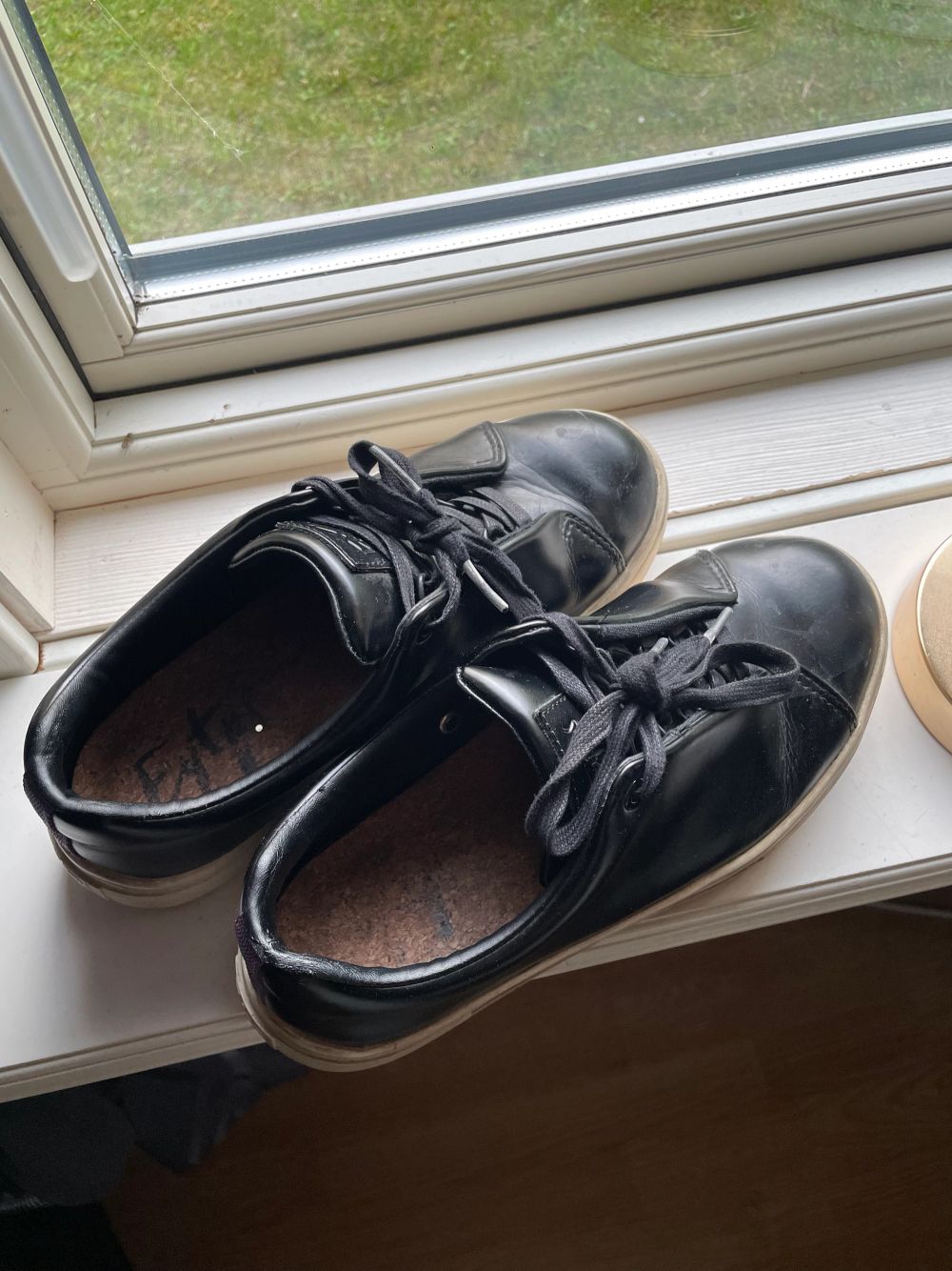 Eytys skor, ca 1 år gammal, lite smutsiga på bilderna, men väldigt fint skick!💕. Skor.