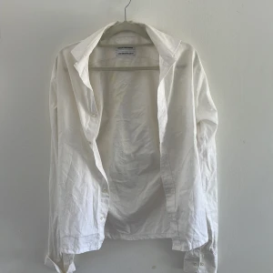 Vit skjorta  - Extra slim fit skjorta 