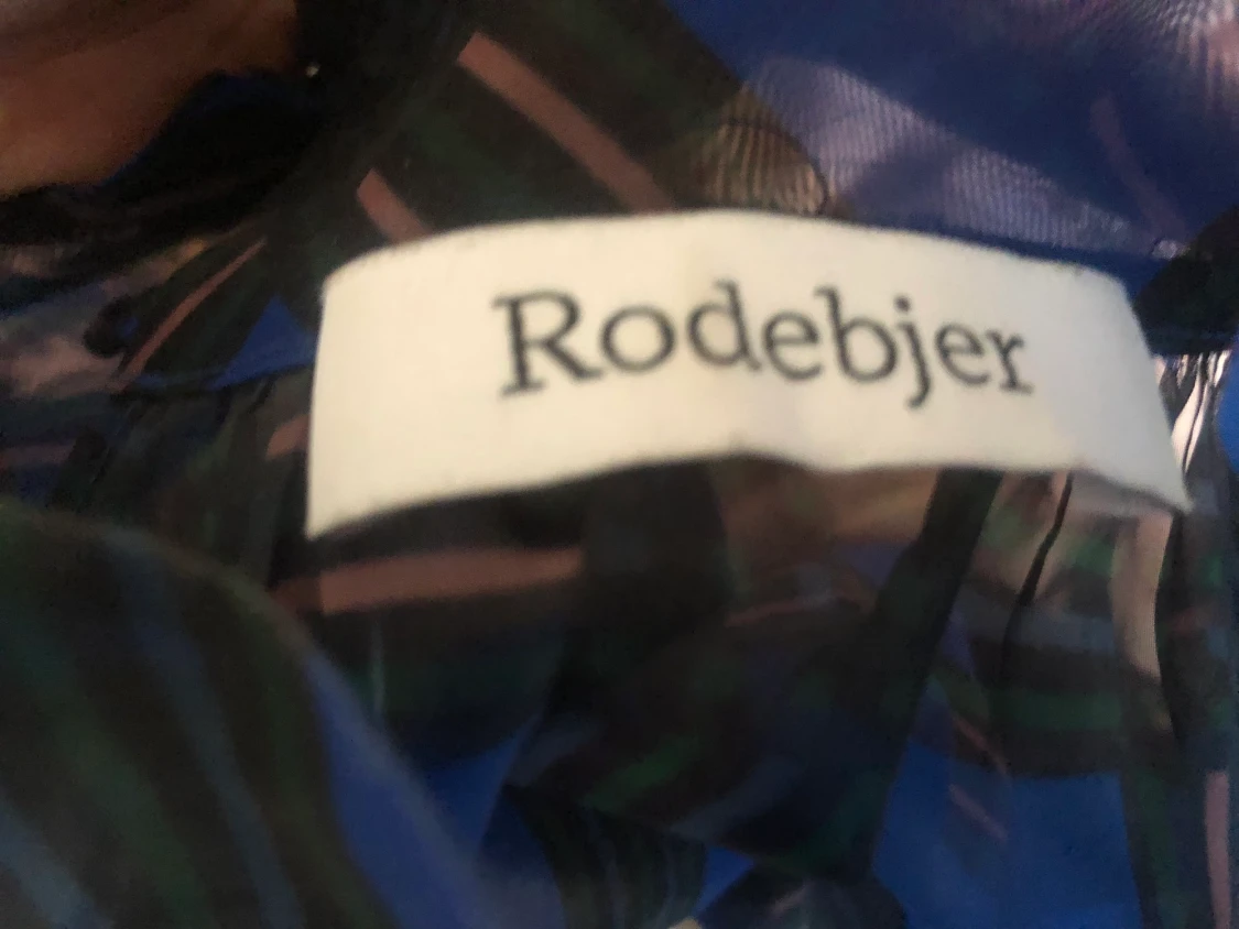 Rutig blus rodebjer - 90