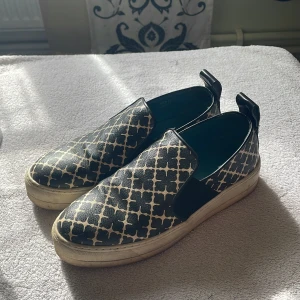 By malene birger sneakers  - Sneakers i storlek 39