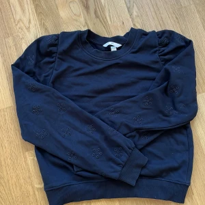 Hm tröja  - Fin ha tröja. Skriv för fler bilder