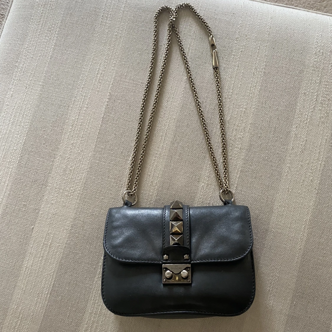 Valentino glam lock väska