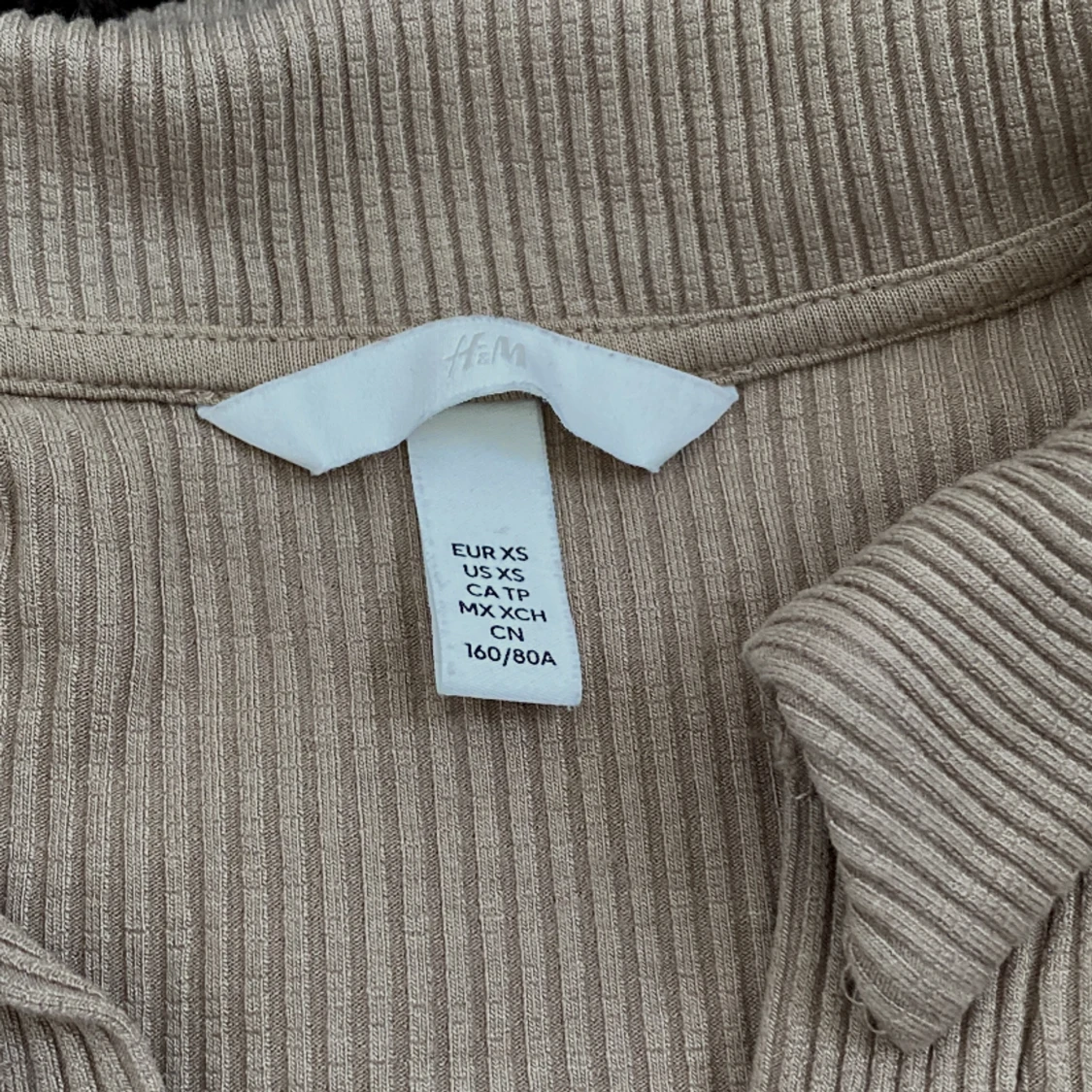 Tröja med v-ringning  - 91