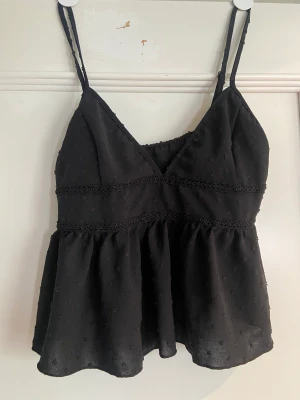 Shein topp  - Helt oanvänd ❤️såljer för 100kr + frakt 