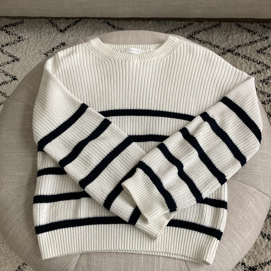 Randig stickad tröja 