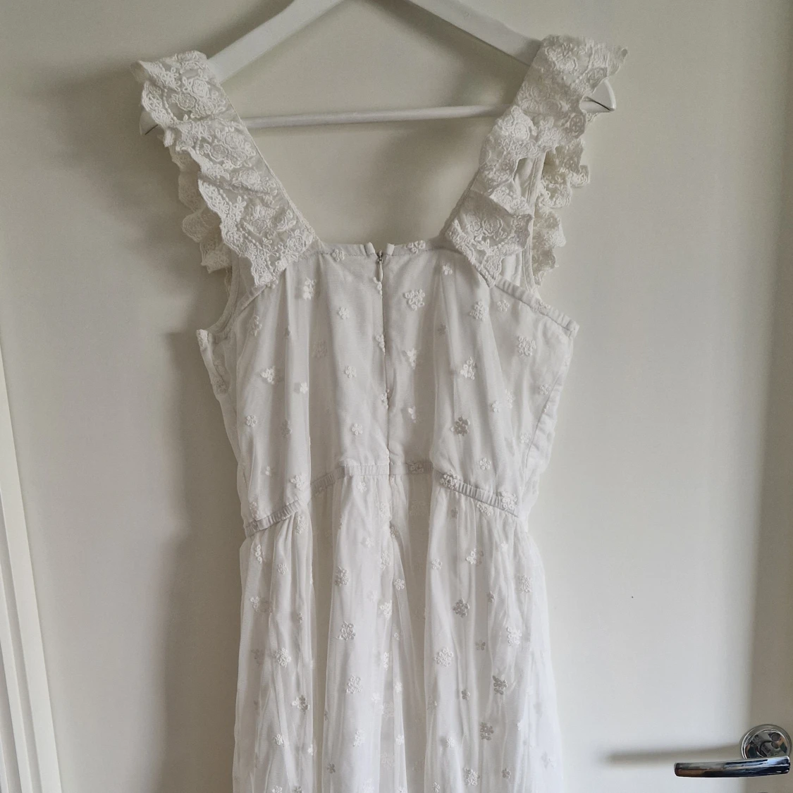Vit klänning från newbie  - 91