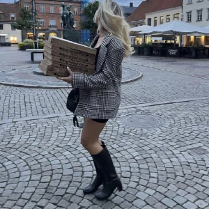 Boots - Jätte snygga men kommer tyvärr ej till andvändning 