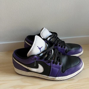 Nike Jordan 1 - Strlk 44,5, pris kan diskuteras!