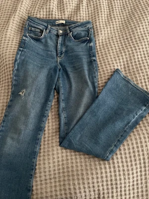 Jeans bootcut - Jeans i storlek 38 Bootcut/ flare High/mid waist 