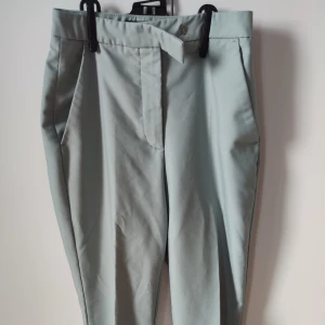 Suit pants sage green - Sage green suit pants, worn just a few times. In very good shape.