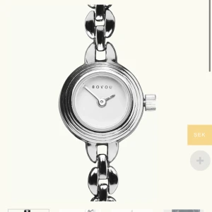 BOUVOU KLOCKA - Bouvou klocka i silver! Inköptes i mars för 1,295 och har lika bra skick som då. Kan diskutera pris vid snabb affär! 💚