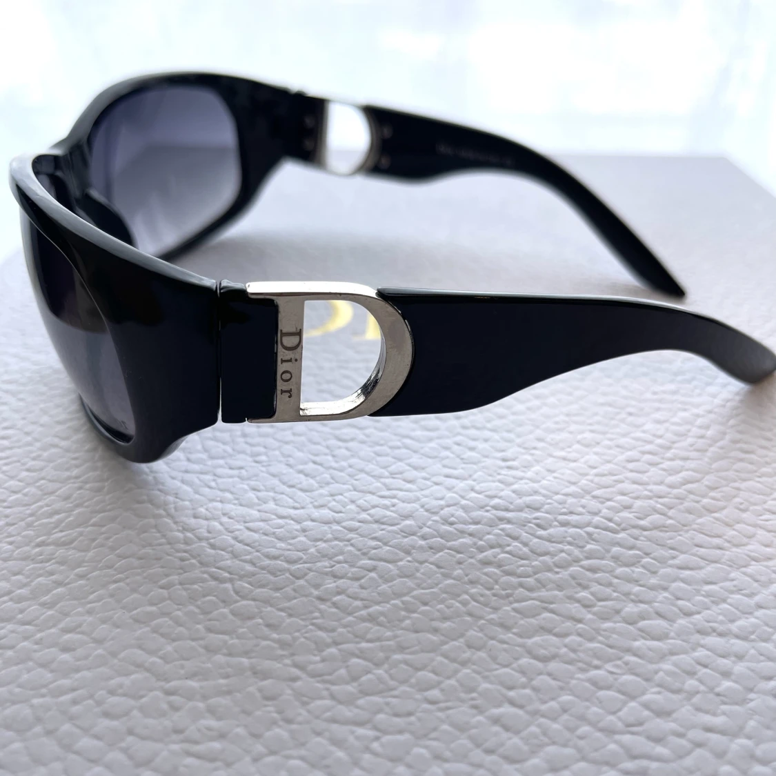 Dior solglasögon  - 91