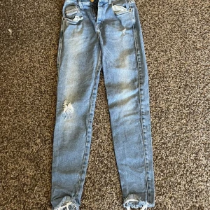 Diesel Jeans - Diesel jeans köpta på NK i storlek W26 L30 