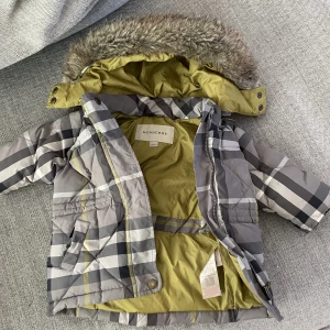 Burberry dunjacka baby - Bra använt skick. 