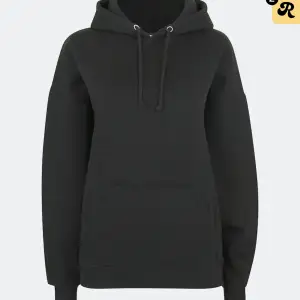 Vanlig svart hoodie från bikbok 
