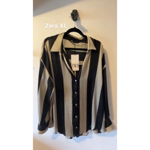 Blus Zara - Aldrig använd, prislapp kvar.