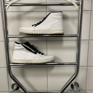 Vita skor - Använd ett fåtal gånger